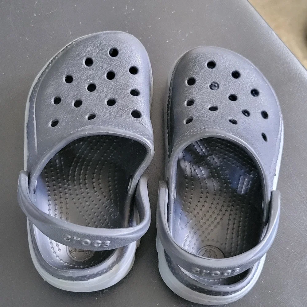 CROCS Duet Sport Clog Black Gray Croslite Sole Lightweight Unisex Child 8/9